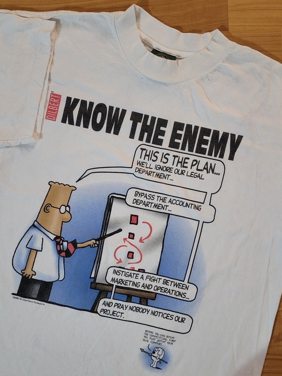 Logotel Other - Vintage Dilbert 'Know The Enemy' Men's LARGE Funny Comedy Cartoon White T-shirt